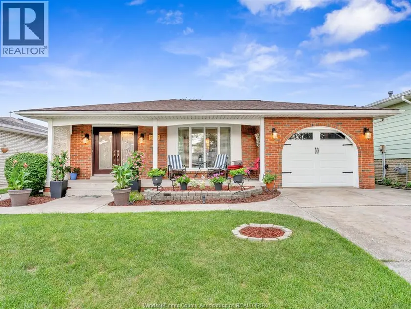 Apartment at 9975 HOLLY CRESCENT, Windsor