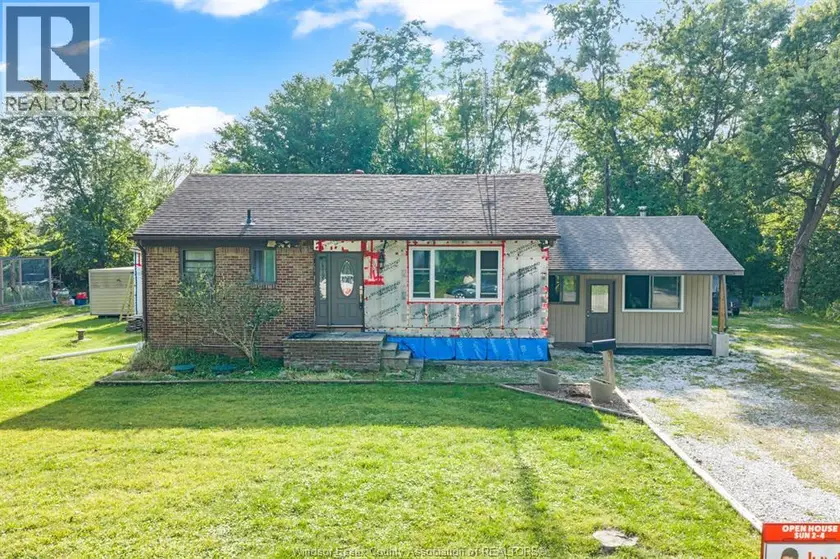 Detached at 2125 Betts, Windsor
