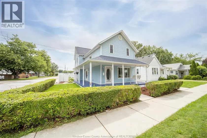 Detached at 90 VICTORIA, Essex