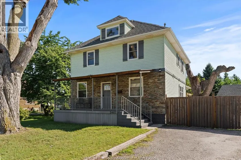 Detached at 2485 FRONT ROAD, LaSalle