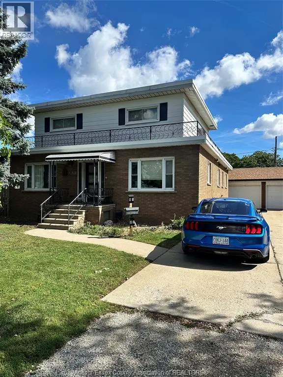 Detached at 2636 MEIGHEN Unit# 3, Windsor