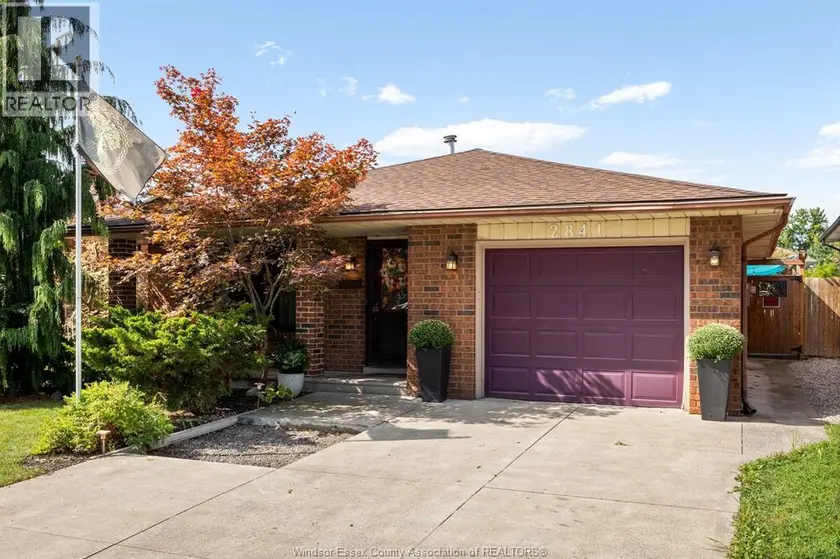 Detached at 2841 GARVEY CRESCENT, Windsor