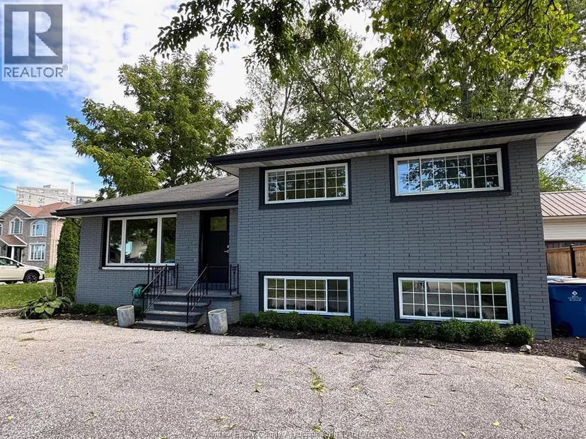 Detached at 8177 RIVERSIDE DRIVE East, Windsor