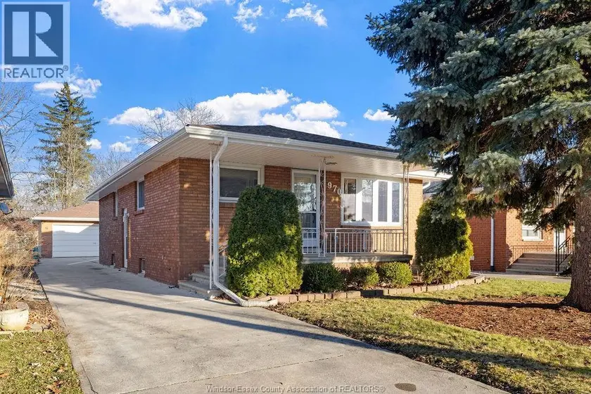 Detached at 1970 FERNDALE AVENUE, Windsor