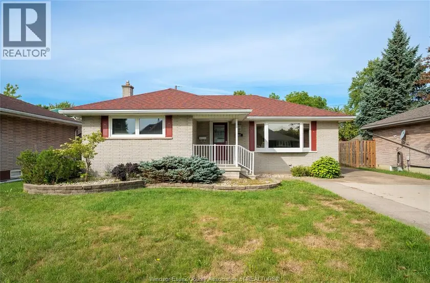 Detached at 583 BERTHA, Windsor