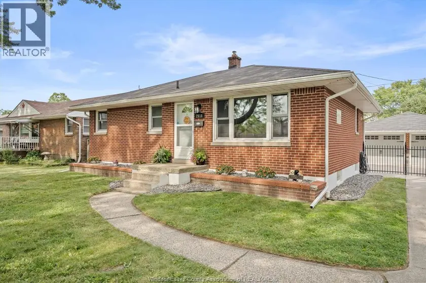 Detached at 2618 ASKIN AVENUE, Windsor