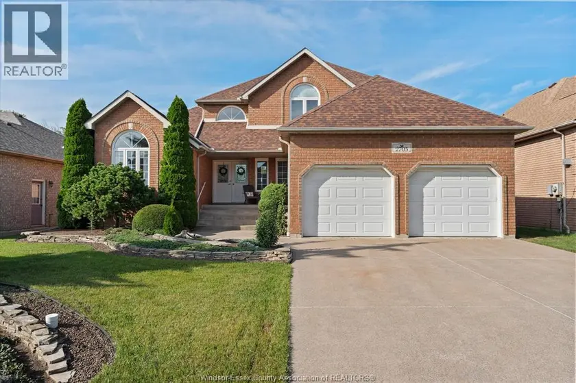 Detached at 2705 LOMBARDY CRESCENT, LaSalle