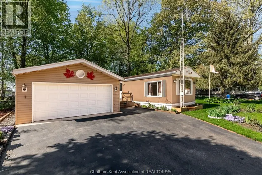 Apartment at 29338 Jane ROAD Unit# 38, Thamesville