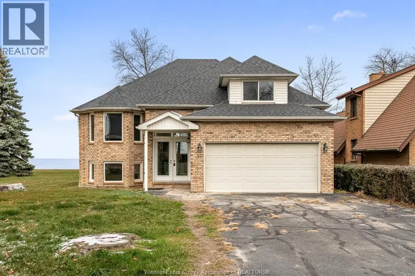 Detached at 5530 ST. CLAIR Unit# A, Lakeshore