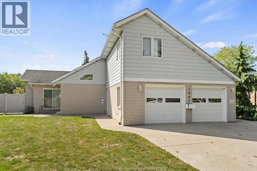Detached at 1467 GUILDWOOD CRESCENT, LaSalle