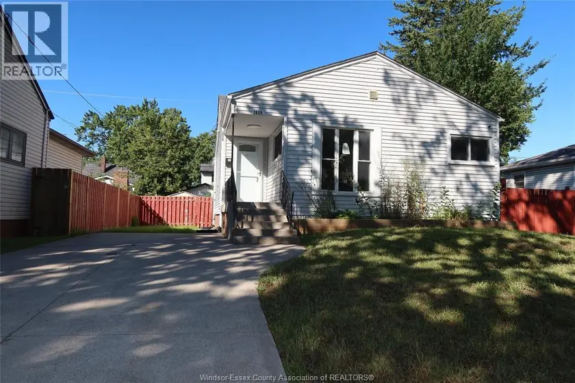 Detached at 1839 WESTCOTT ROAD, Windsor
