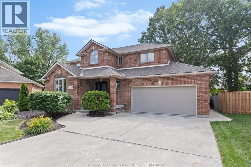 Detached at 144 Pheasant Run, Lakeshore