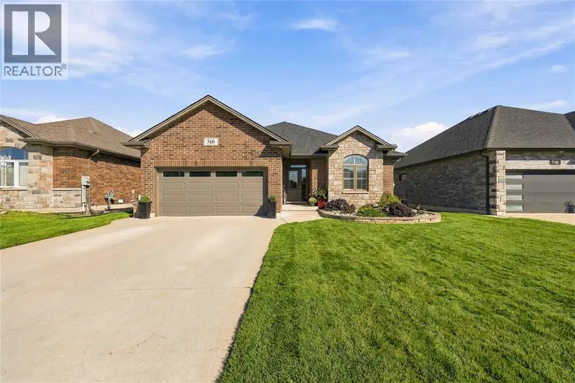Detached at 740 REMINGTON COURT, Sarnia