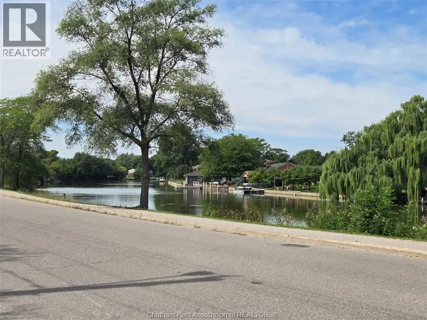 Vacant Land at 842 Wallace STREET, Wallaceburg