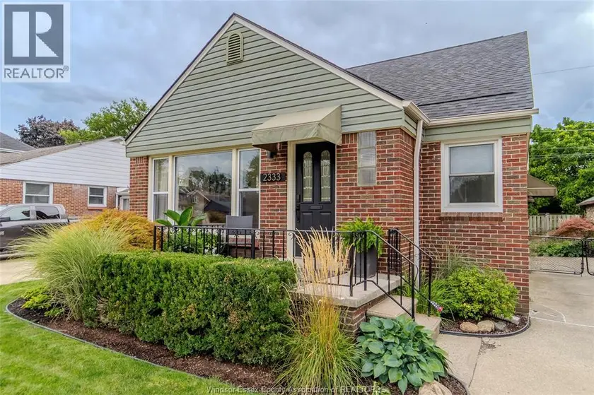 Detached at 2333 Kildare ROAD, Windsor