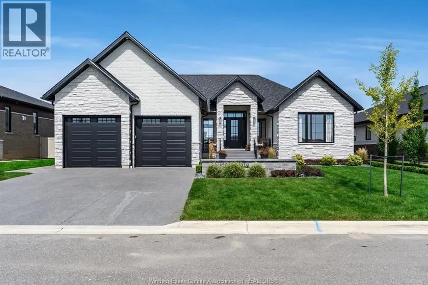 Detached at 3 SUNNINGDALE DRIVE, Leamington