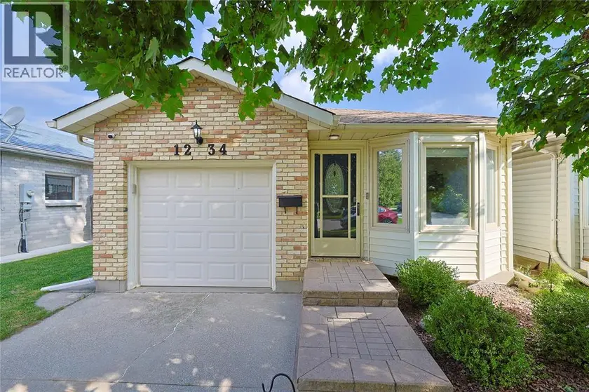 Apartment at 1234 Thistledown AVENUE, Sarnia