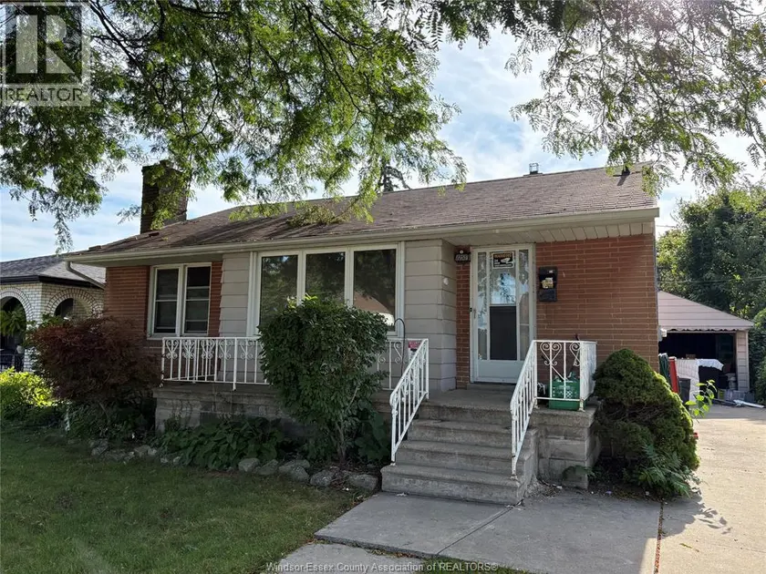 Detached at 1255 DOT, Windsor