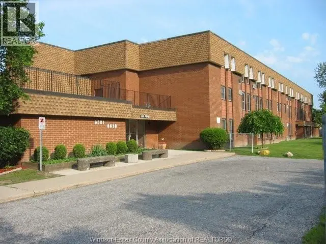Apartment at 6639 THORNBERRY, Windsor
