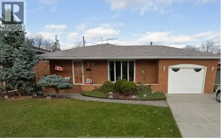 Detached at 1616 BURWELL COURT, Windsor