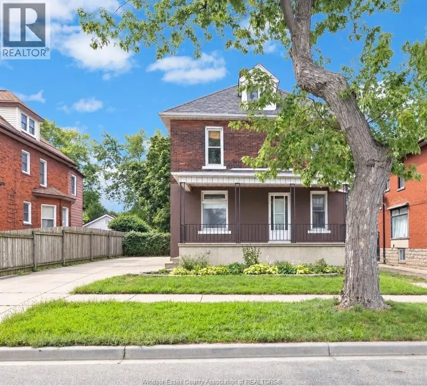 Detached at 231 GLADSTONE Unit# 1, Windsor