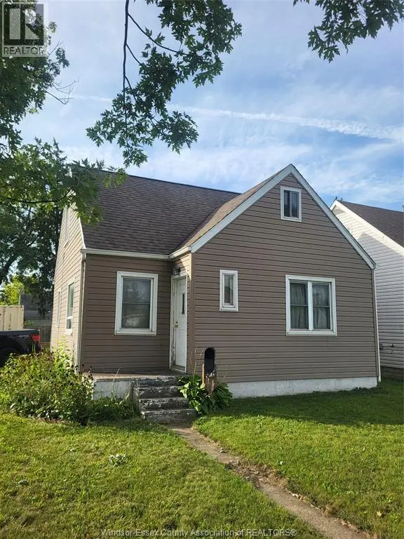 Detached at 591 CHARLOTTE, Windsor