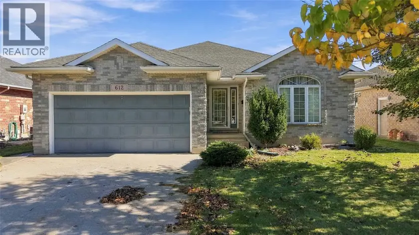 Detached at 612 GRAYCLIFF DRIVE, Sarnia