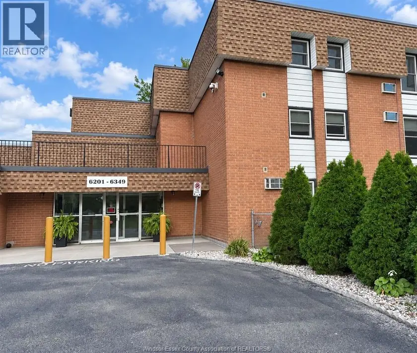 Apartment at 6263 Thornberry CRESCENT, Windsor