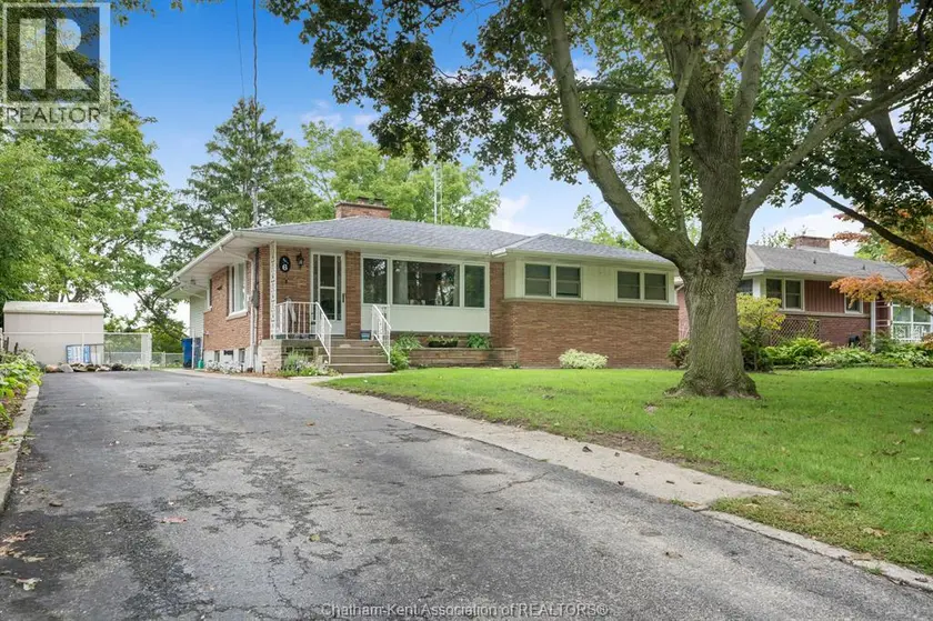 Detached at 6 Craven DRIVE, Chatham