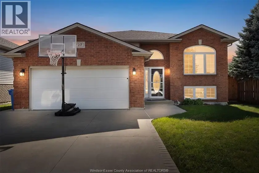 Detached at 727 ALPENROSE, Windsor