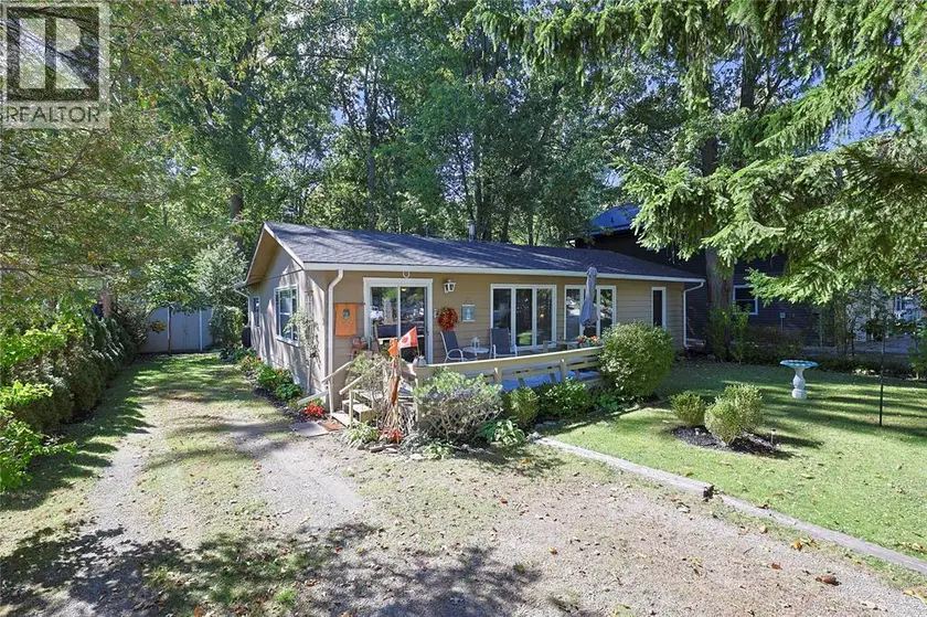 Detached at 9906 LAKE ROAD, Lambton Shores