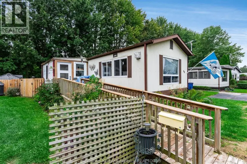 Detached at 96 Regency DRIVE, Chatham