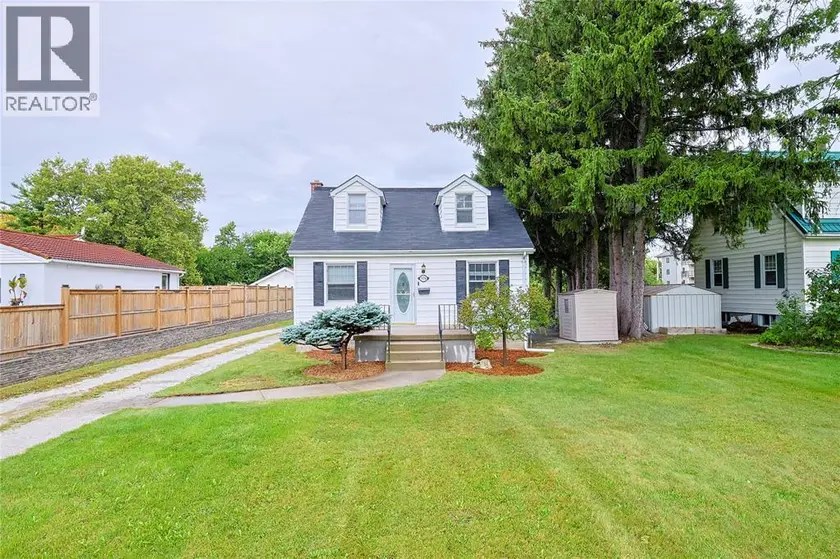 Detached at 974 LONDON ROAD, Sarnia