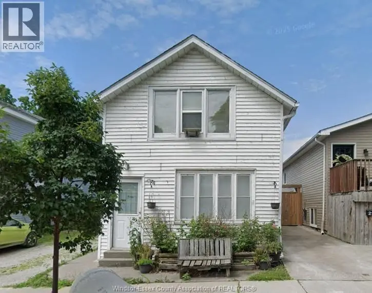 Detached at 294 Seymour STREET, Amherstburg