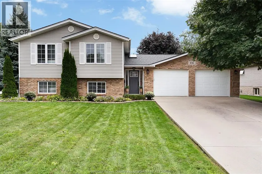Detached at 856 LAWNDALE, Kingsville