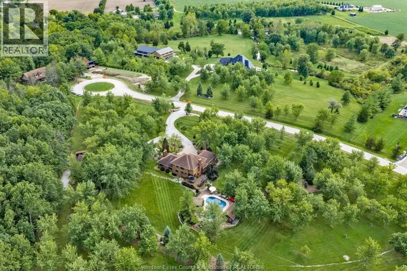Detached at 4024 HICKORY ACRES DRIVE, Harrow