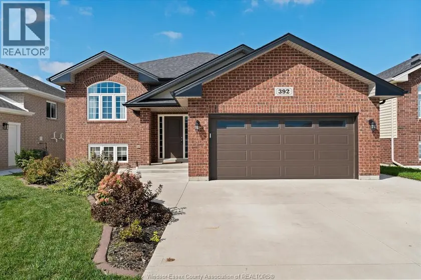 Detached at 392 CYPRESS LANE, Lakeshore