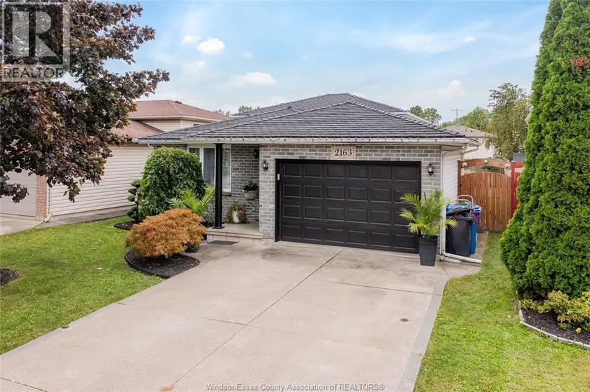 Detached at 2163 CURRY, Windsor