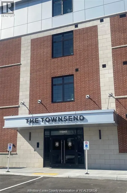 Apartment at 11941 TECUMSEH ROAD East Unit# 106, Tecumseh