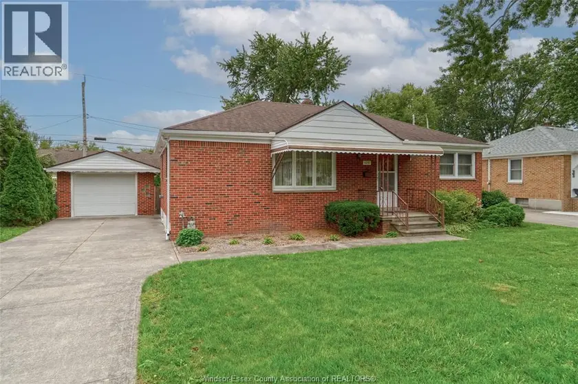 Detached at 1051 Grand Marais ROAD West, Windsor