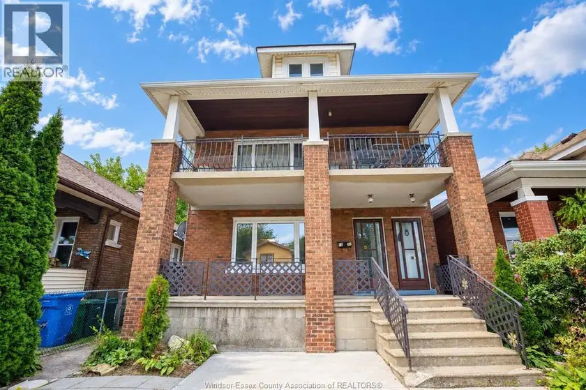 Detached at 1349 GOYEAU #MAIN, Windsor