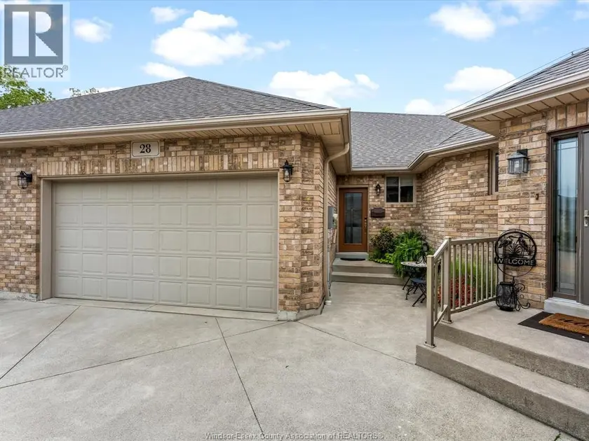 Townhouse at 28 Mettawas LANE, Kingsville