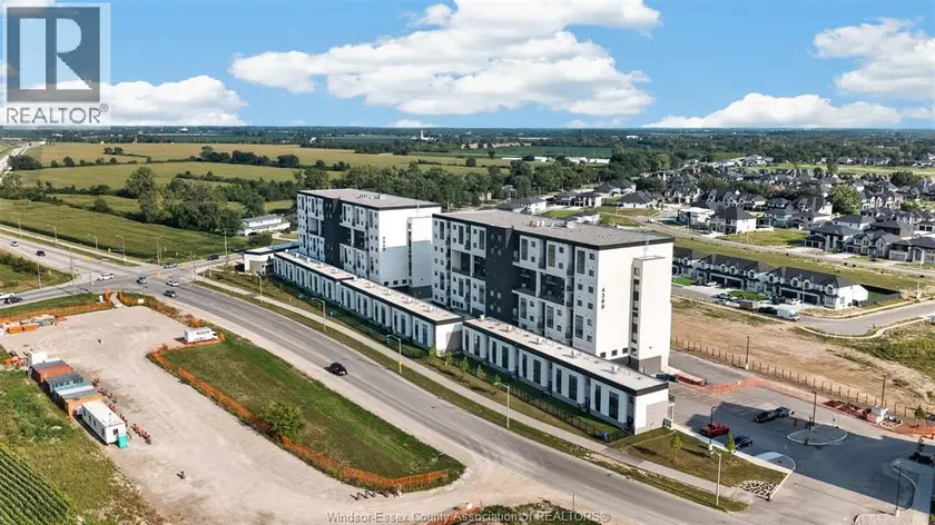 Apartment at 4300 Laurier Parkway Unit# 280, LaSalle