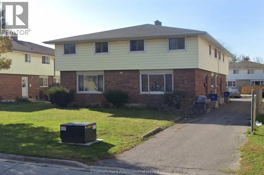Multiplex at 40 Timmins CRESCENT, Chatham
