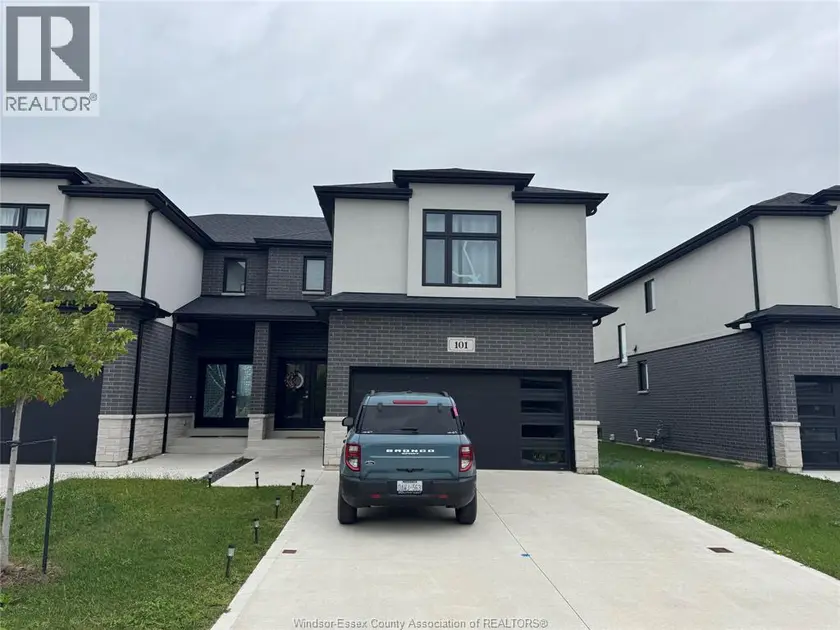 Semi-Detached/Link at 101 EAGLE STREET, Leamington