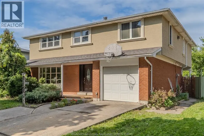 Detached at 9880 ASGARD ROAD, Windsor