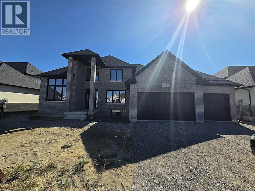 Detached at 4410 BELMONT, Comber