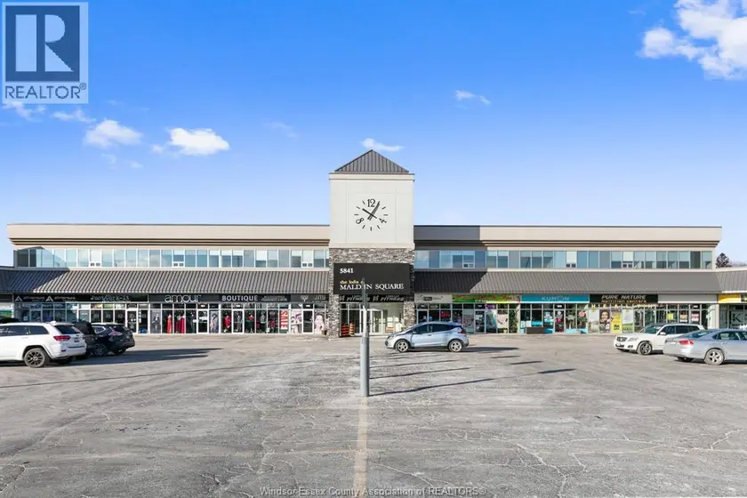 Apartment at 5841 MALDEN Square Unit# 201, LaSalle