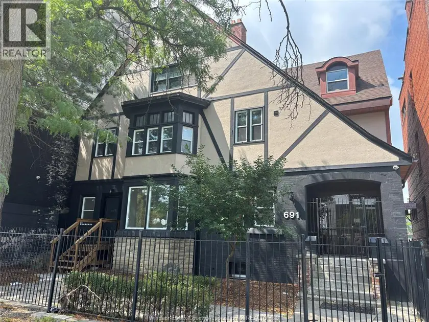 Apartment at 691 OUELLETTE Unit# 201, Windsor