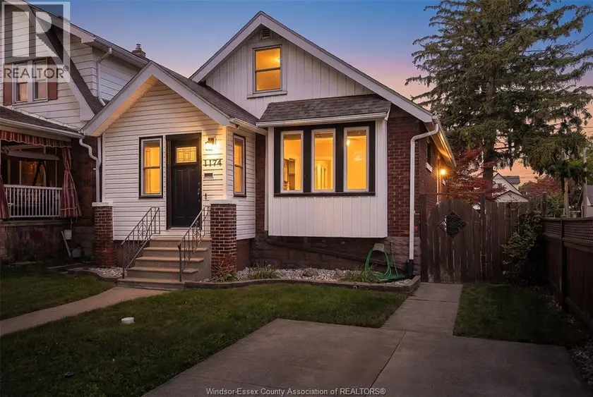 Detached at 1174 PARENT AVE, Windsor